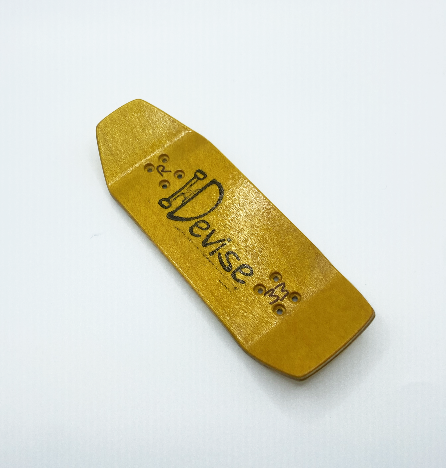 Yellow Crayon Cruiser - 33mm Regular - Devise Deck